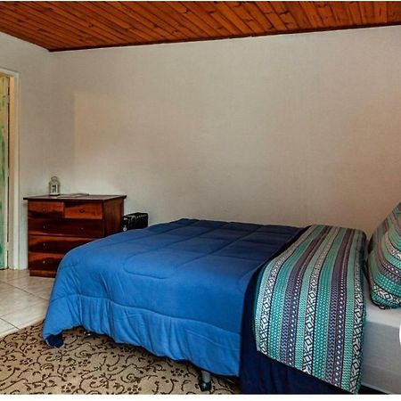 Edicula Privativa Quitinete Apartment Campos do Jordao Exterior photo
